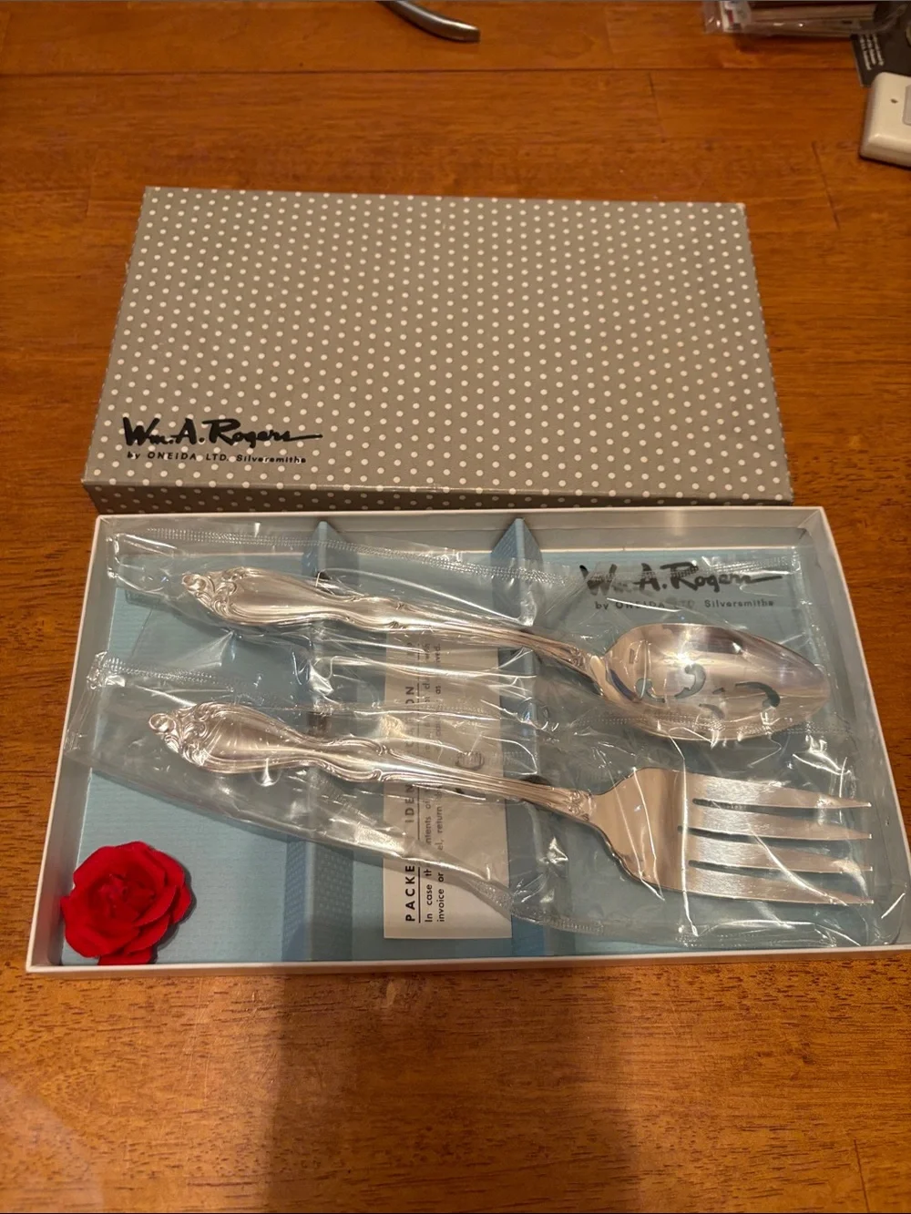 Vintage Wm. A. Rogers AA  Oneida LTD Silversmiths Serving Set In Original Box